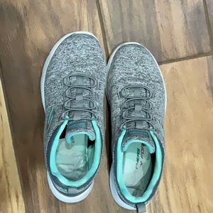 Skechers Memory Foam sneakers